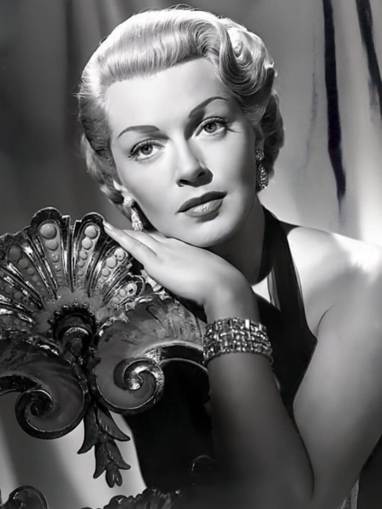 Lana Turner 8.5 x 11 Black and White Photograph Art Print Photo Collectibles:Photographic Images:Photographs Style Your Walls